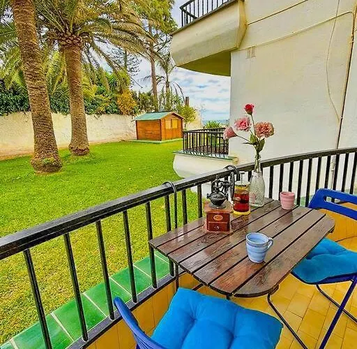 Beautiful In Acapulco Playa, *